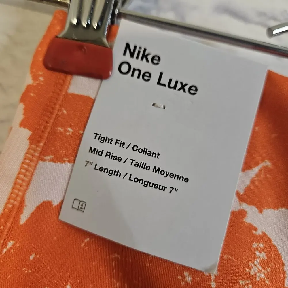 Nike Women's One Luxe Icon Clash Mid-Rise Training Bike Shorts - NWT Size S
